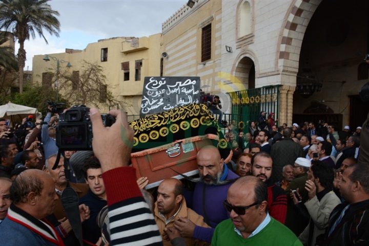 بالصور.. نجوم الفن والإعلام فى جنازة زبيدة ثروت