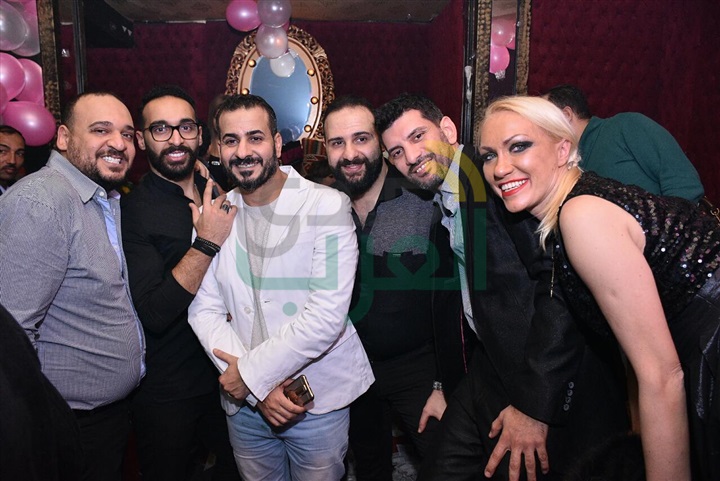 بالصور.. نجوم الغناء في عيد ميلاد رجل الاعمال "جمال شوقي" بال VIP club