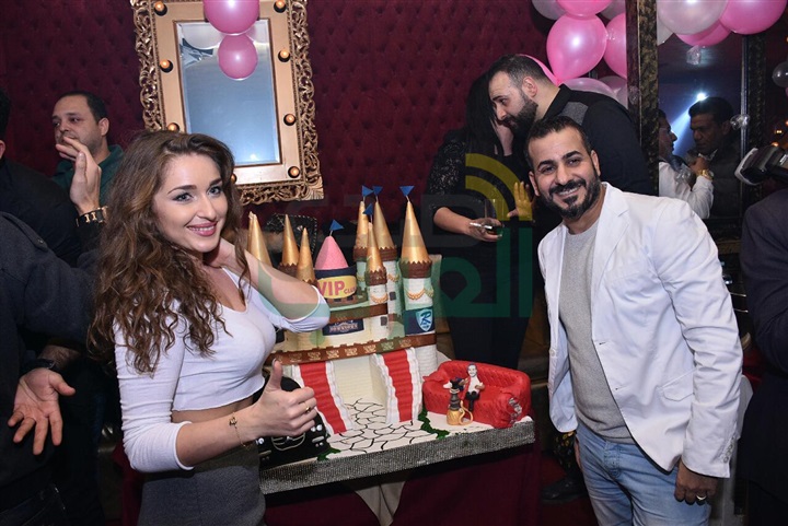 بالصور.. نجوم الغناء في عيد ميلاد رجل الاعمال "جمال شوقي" بال VIP club