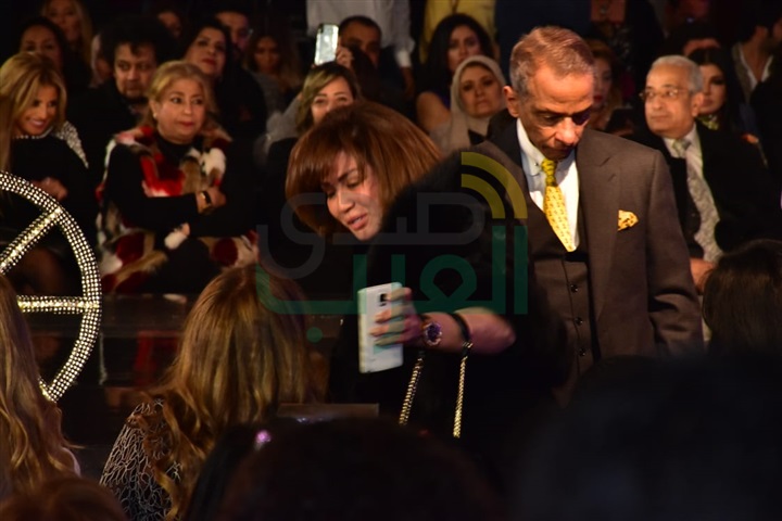 بالصور..  توافد الهام شاهين و رانيا فريد شوقي وباقي النجوم علي ديفيليه هاني البحيري