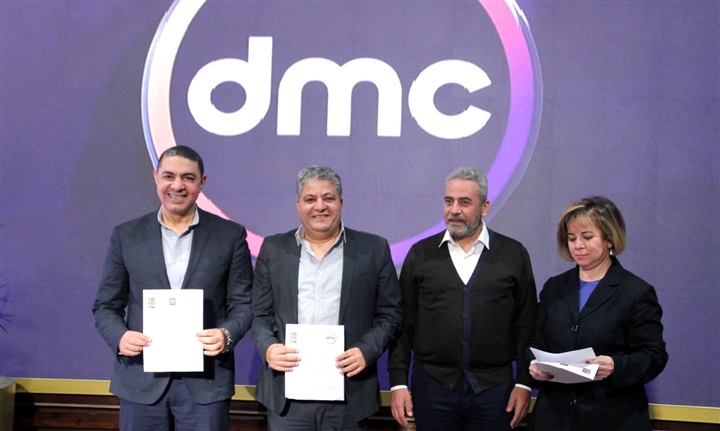 الأقصر الإفريقي يطلق بوستر الدورة الثامنة.. ويوقع بروتوكول الرعاية مع dmc