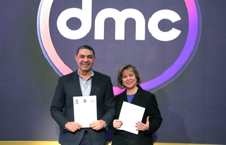 الأقصر الإفريقي يطلق بوستر الدورة الثامنة.. ويوقع بروتوكول الرعاية مع dmc