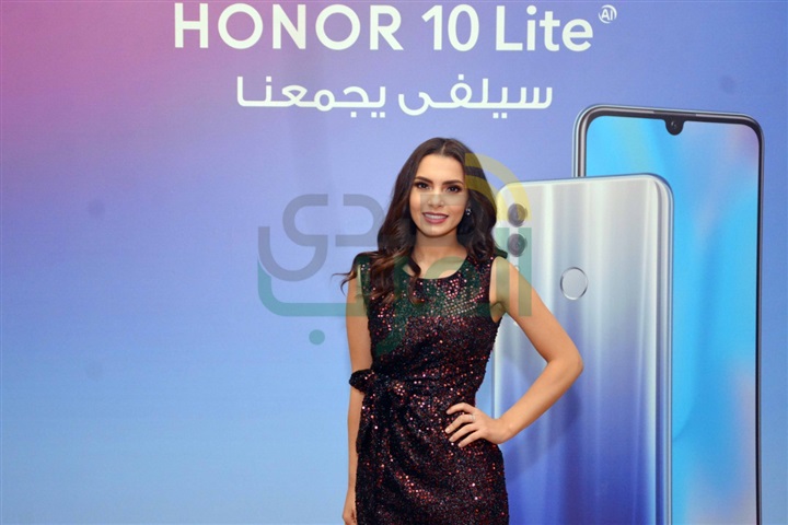 بالصور .. كارمن سليمان تتألق في حفل أطلاق" "honor 10 lite بحضور نجوم الفن والمشاهير