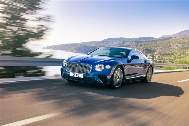 BENTLEY تتألّق في "معرض جنيف الدولي للسيارات"