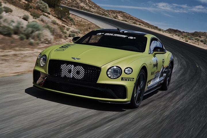 Bentley Continental GT تستعدّ لتحطيم رقماً قياسياً جديداً في سباق "بايكس بيك" الشهير