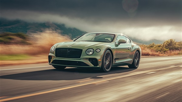 CONTINENTAL GT تحرز لقب سيارة الشعب لهذا العام من قِبل جيرمي كلاركسون خلال حفل توزيع جوائز NEWS UK MOTOR