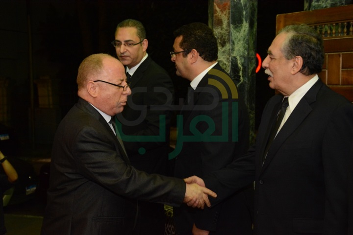 بالصور .. ‎بدء عزاء الناقد السينمائى سمير فريد بمسجد عمر مكرم