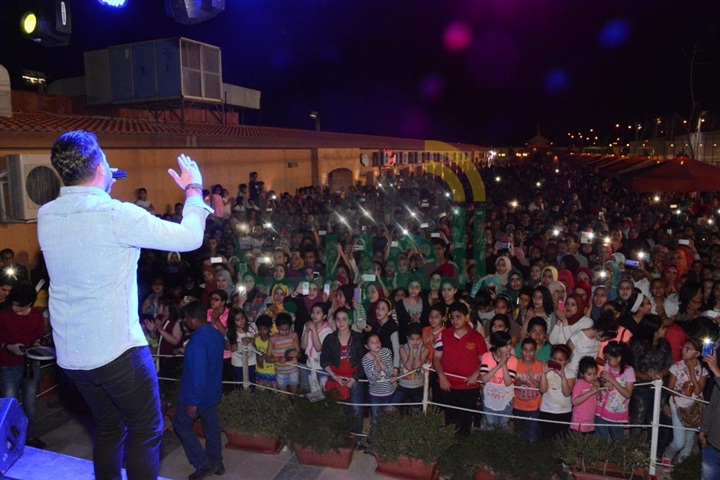 بالصور.. محمد رشاد يطرب جمهور وادي دجلة في شم النسيم