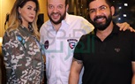 بالصور.. نوال الزغبي تسجل أغنية خليجية من لحن طلال 