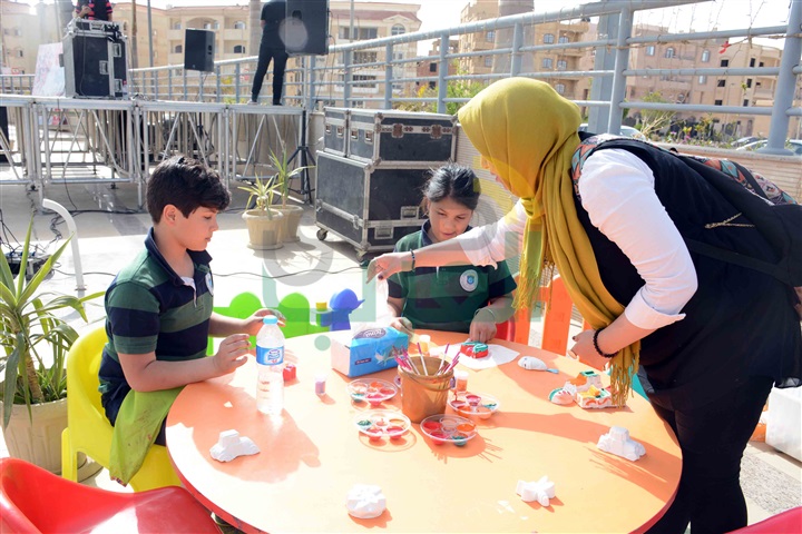 بالصور .. سيدات المجتمع في "Hello Summer" بالقاهرة الجديدة