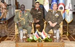 وزير الدفاع يلتقى وزير الدفاع وشئون المحاربين القدامى بجمهورية جنوب السودان  