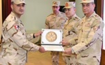 وزير الدفاع والإنتاج الحربى يلتقى بعدد من قادة وضباط القوات المسلحة