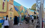طلاب «نوعية كفر الشيخ« يحولون سور ميدان الجامعة لـ«لوحة فنية»