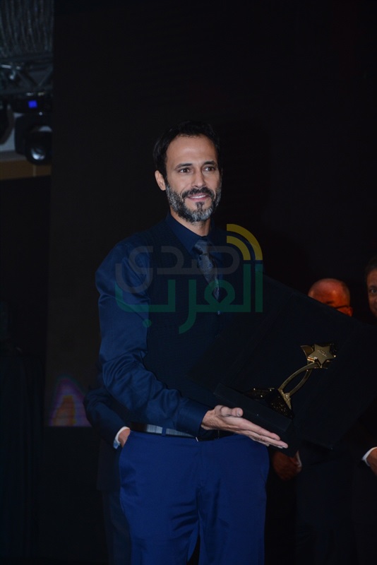 بالصور.. تكريم نجوم الفن في حفل الأهرام
