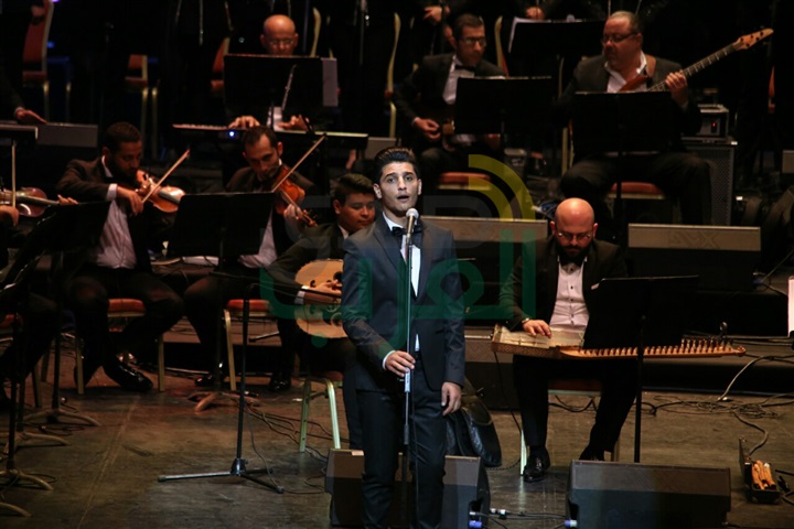 بالصور..  محمد عساف يحيي ثاني ليالي الموسيقة العربية