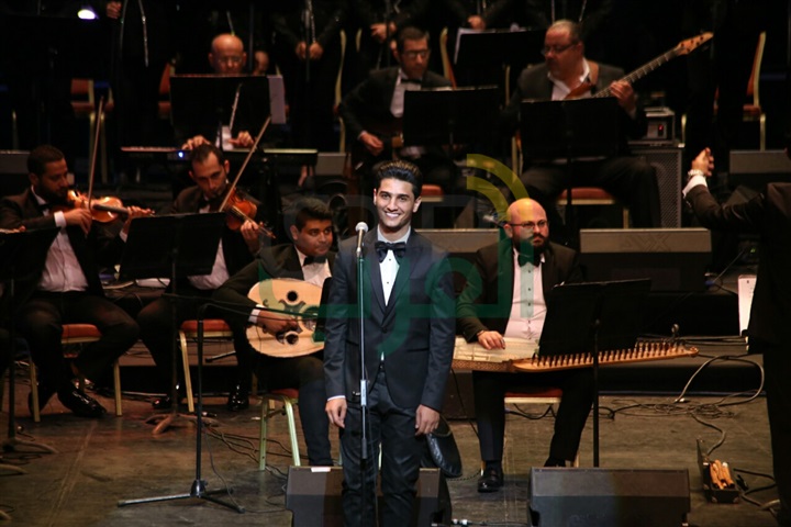 بالصور..  محمد عساف يحيي ثاني ليالي الموسيقة العربية