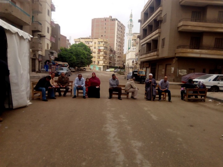 بالصور.. حشود أمام لجان حدائق حلوان للتصويت فى أخر أيام الاقتراع الرئاسي